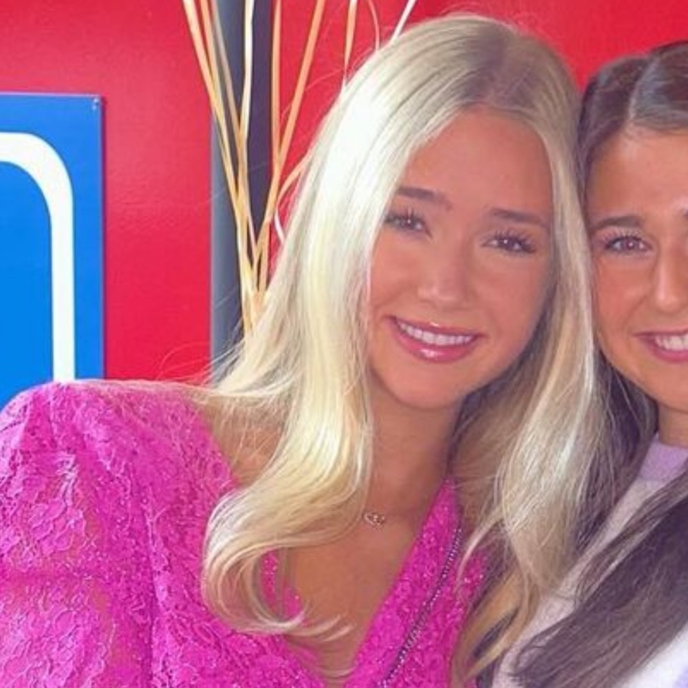 Meet your Posher, Ashby